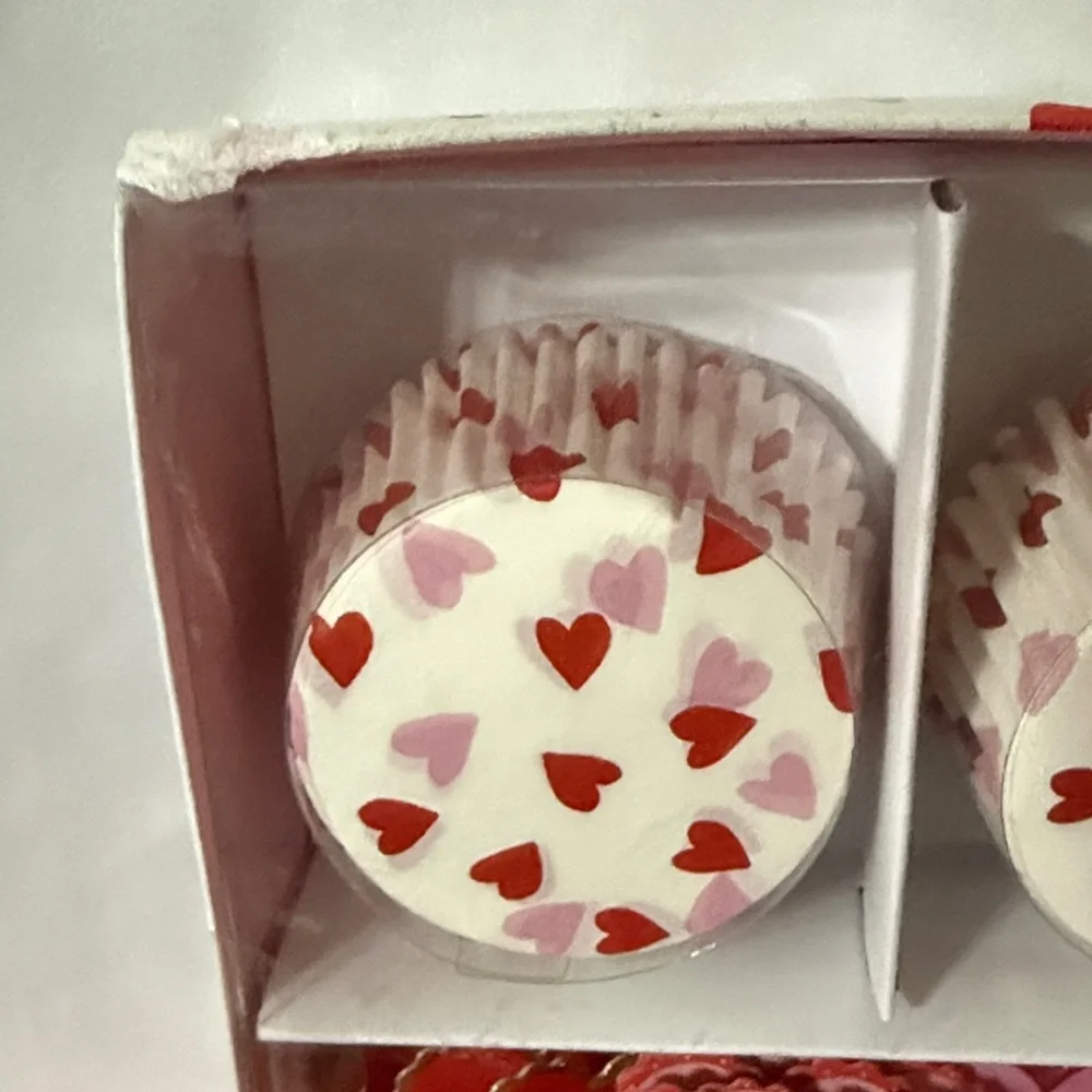Meri Meri Heart Cupcake Kit with Pink and Red Accents Valentines Day